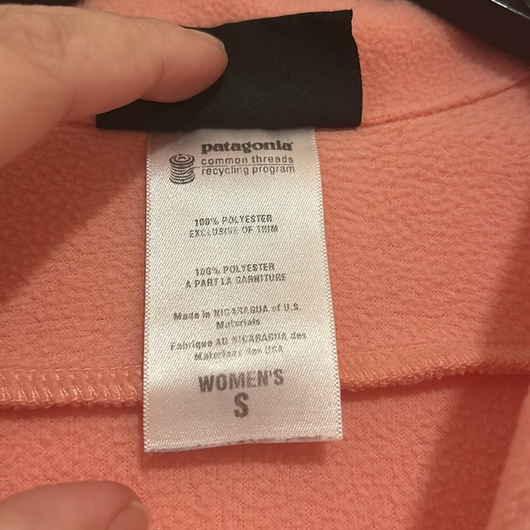 Patagonia 1/4-Zip Fleece - Picture 3 of 8
